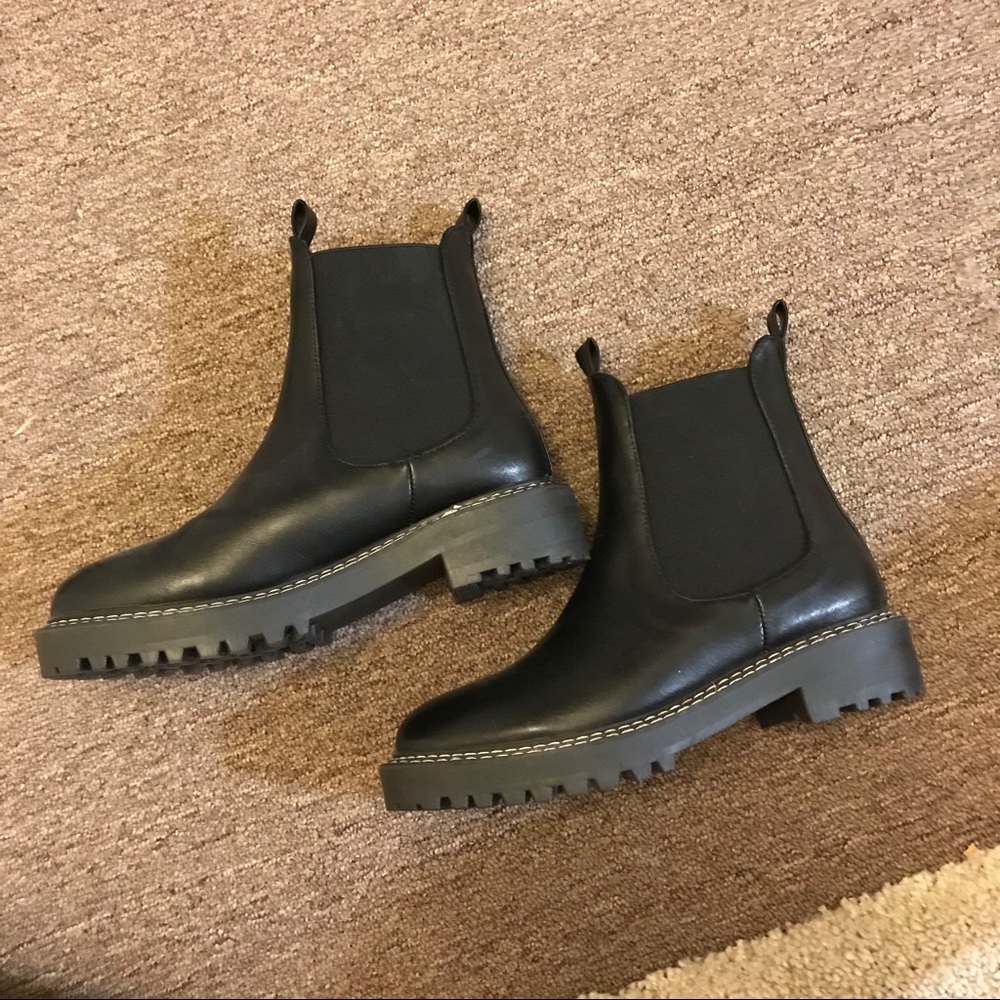 NEW BLACK SHEIN CHELSEA BOOTS